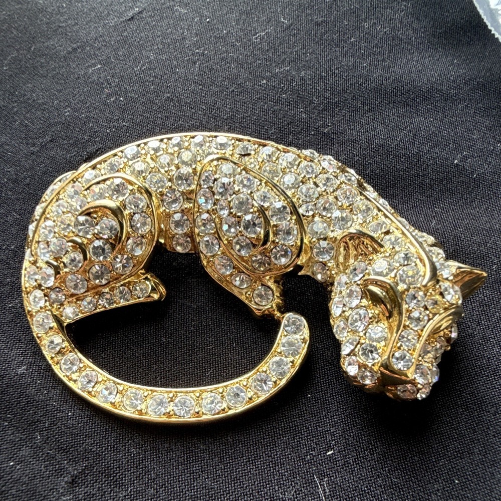 Trifari Signed Rhinestone Gold Tone Panther Cat Brooch Pin